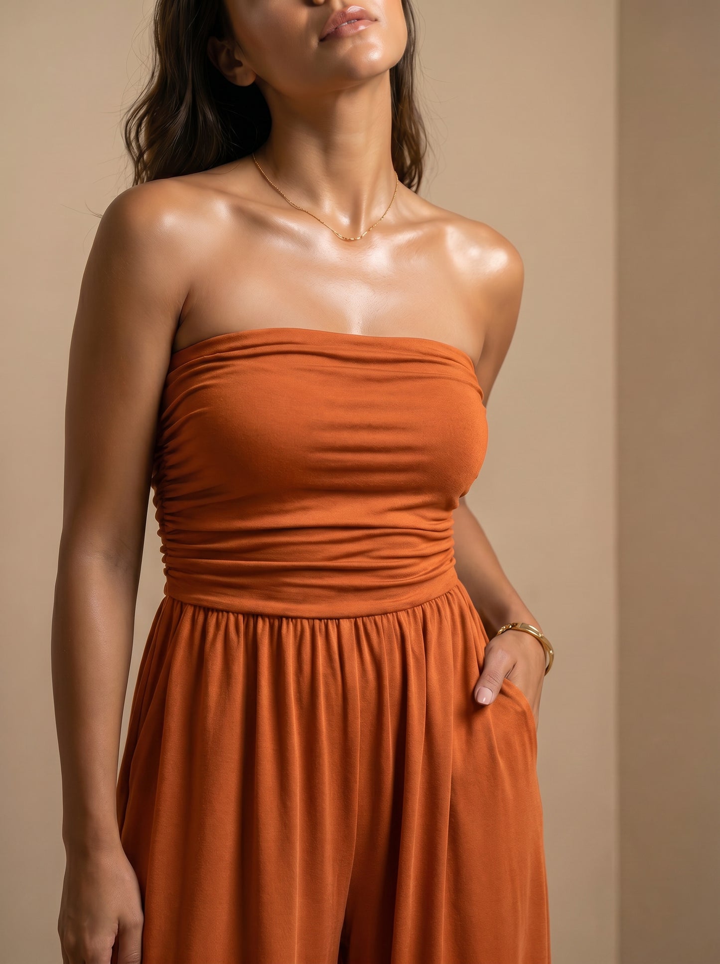 Mono Strapless Boho de Pierna Ancha con Bolsillos — Punto Estilo
