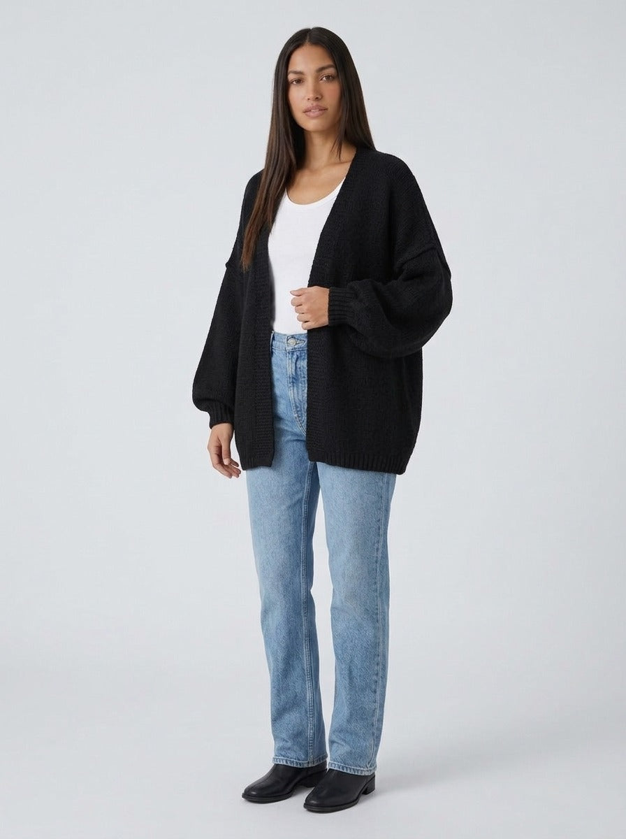Cárdigan oversize de punto negro - tres cuartos