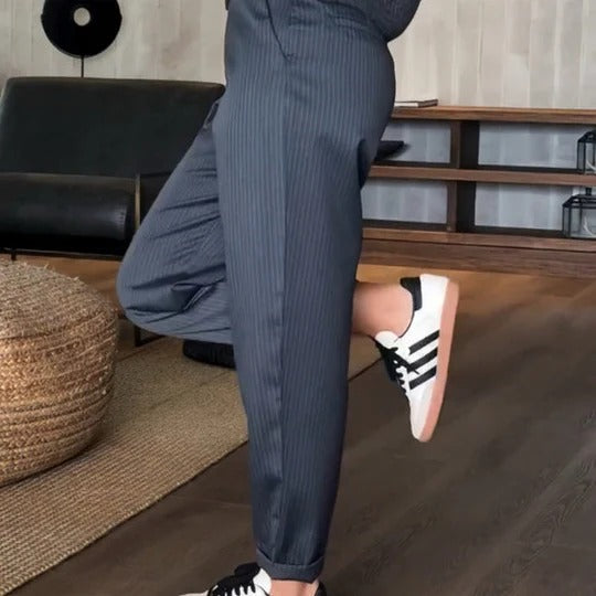 MATHILDA | PANTALONES DE RAYAS ELEGANTES Y QUE REALZAN LA FIGURA